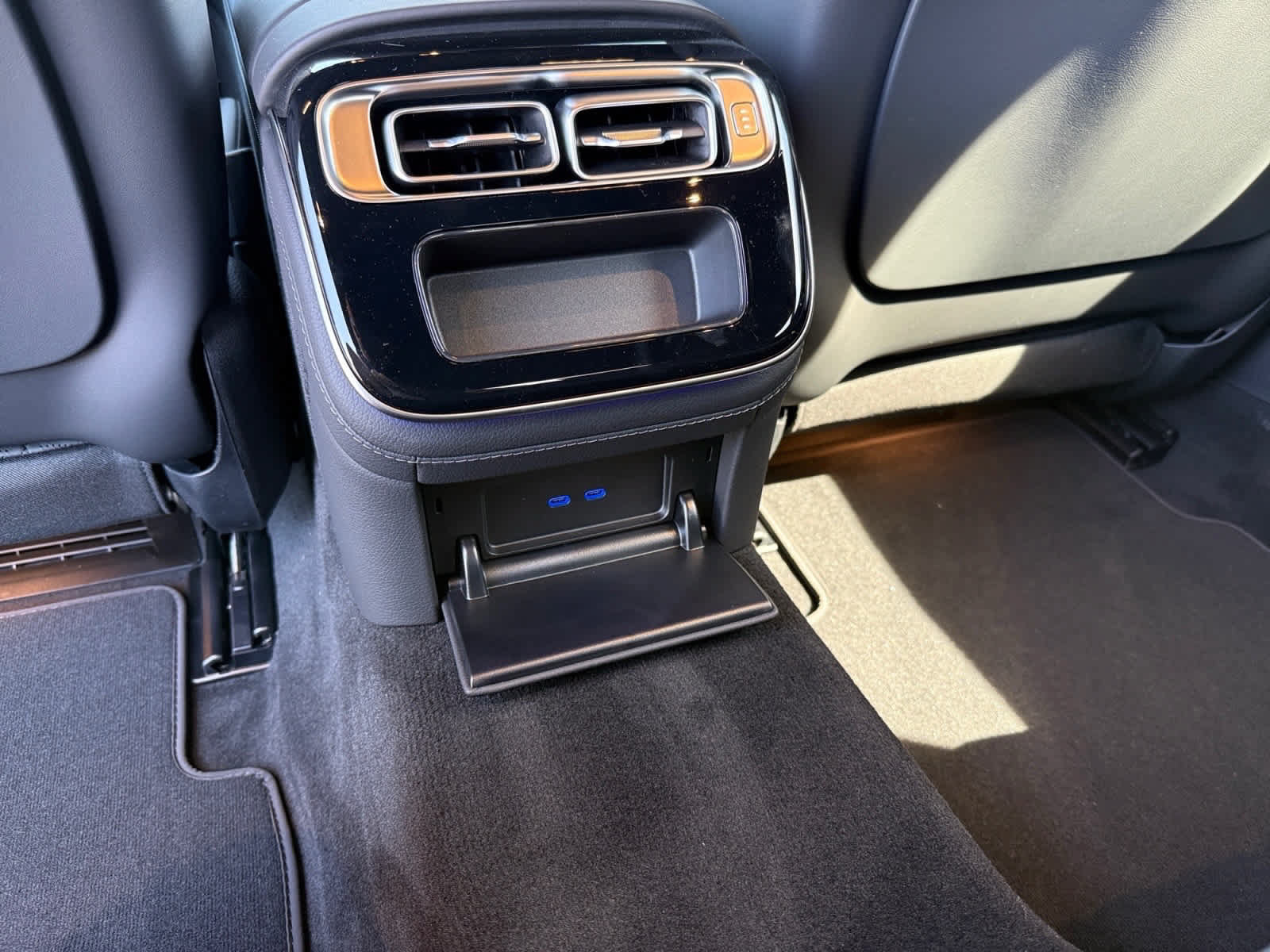 Used 2026 Mercedes-Benz S 580 4MATIC Sedan image 16