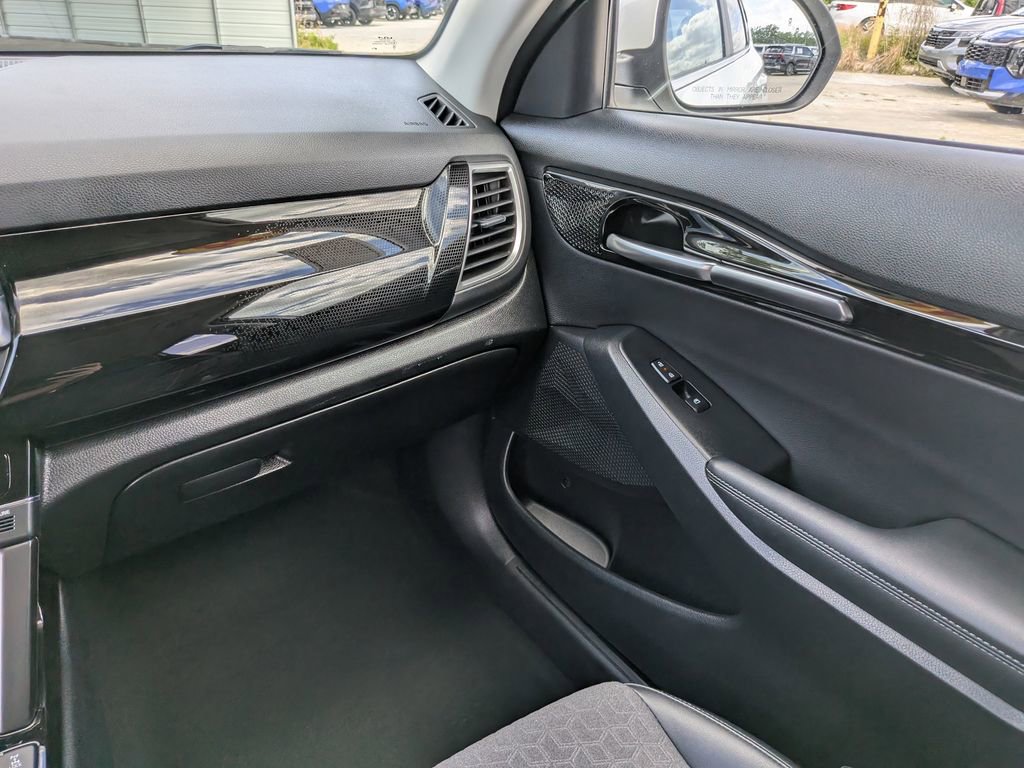 Certified 2024 Kia Seltos X-Line AWD/4WD image 17