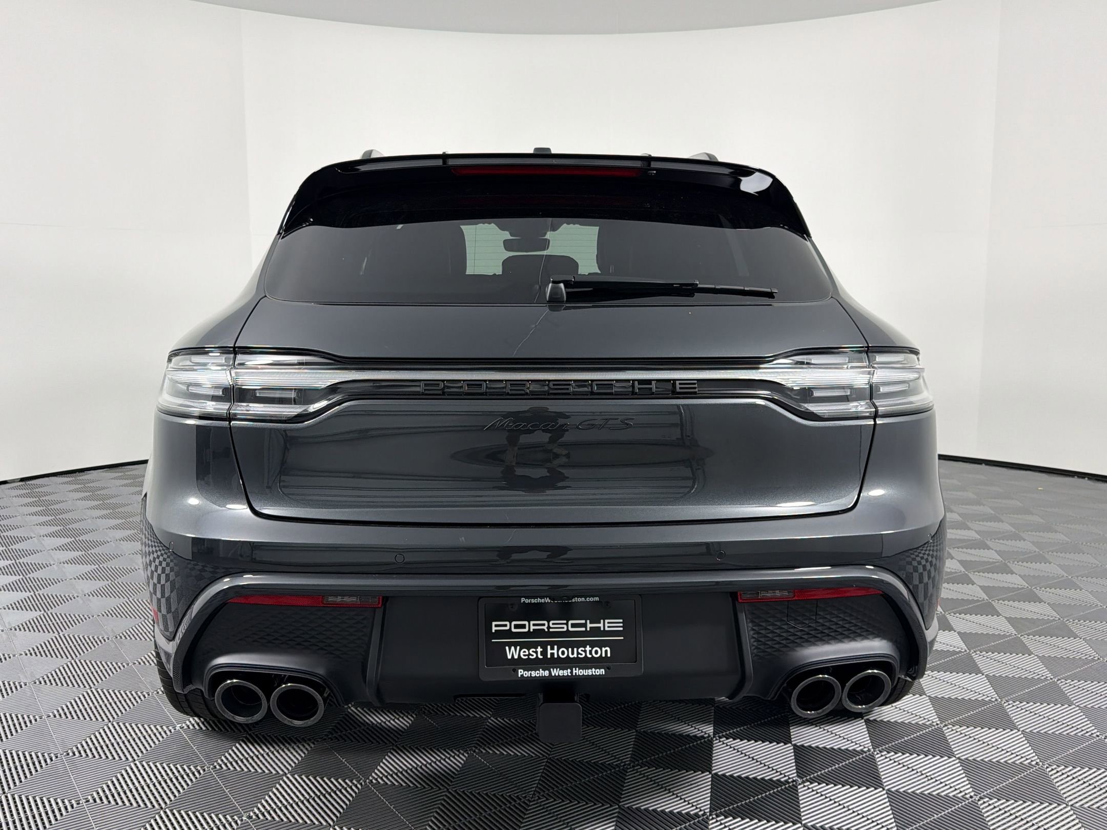 New 2026 Porsche Macan GTS AWD/4WD image 8