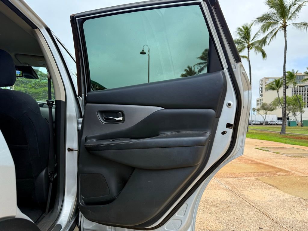 Used 2021 Nissan Murano SV image 16