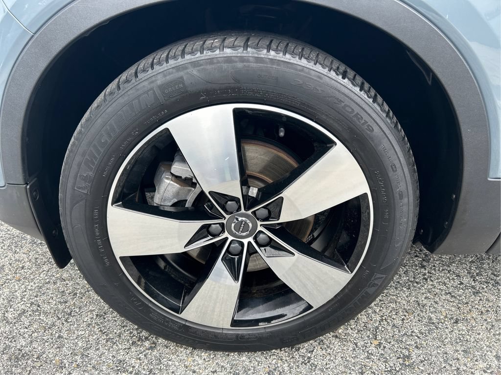 Used 2020 Volvo XC40 T5 Momentum w/ Protection Package Premier AWD/4WD image 51