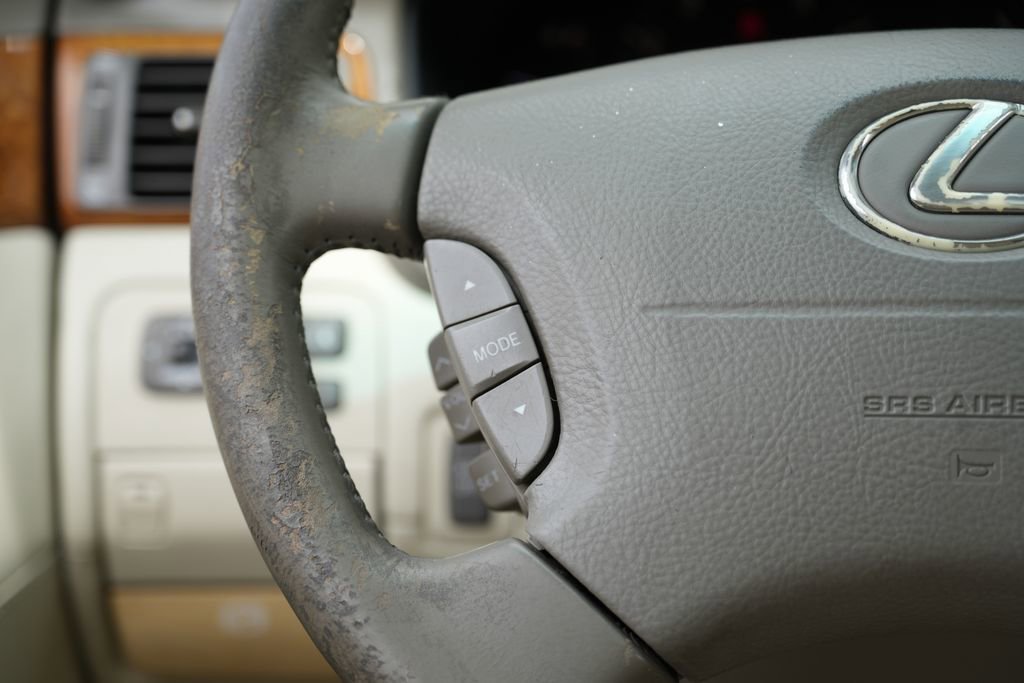 Used 2005 Lexus LS 430 RWD image 43