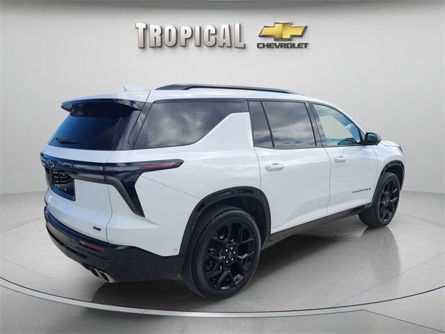 Used 2024 Chevrolet Traverse RS image 5