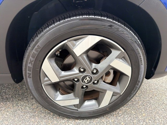 Certified 2022 Hyundai Venue Limited w/ Cargo Package image 40