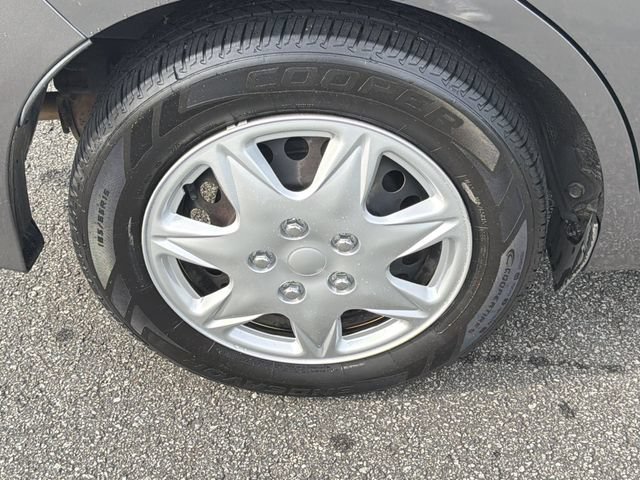 Used 2019 Nissan Versa Note SV FWD image 19