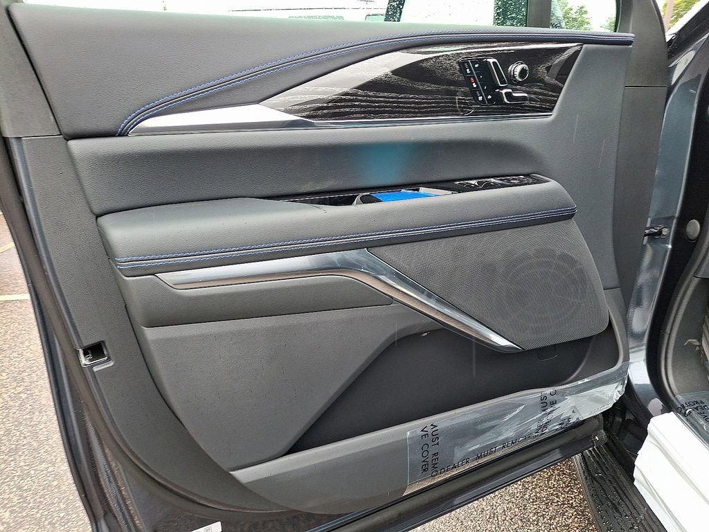 New 2026 Cadillac Escalade IQL Sport 1 image 10