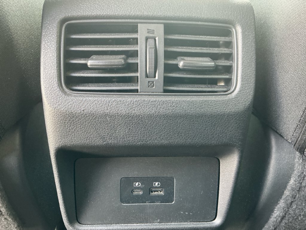 Used 2022 Nissan Rogue SV AWD/4WD image 31