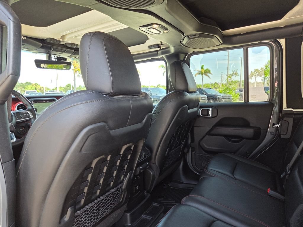 Certified 2021 Jeep Wrangler Unlimited Rubicon w/ Dual Top Group AWD/4WD image 24
