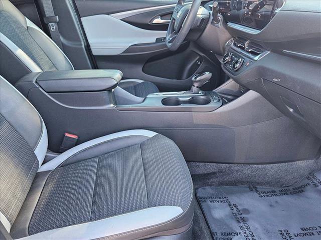 Used 2024 Buick Envista Preferred w/ Convenience II Package image 19
