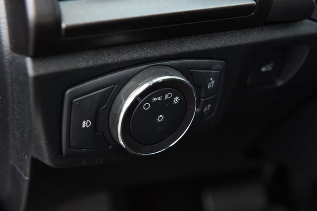 Used 2019 Ford Fusion Titanium FWD image 11