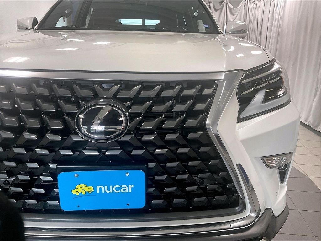 Used 2022 Lexus GX 460 Premium w/ Accessory Package AWD/4WD image 33