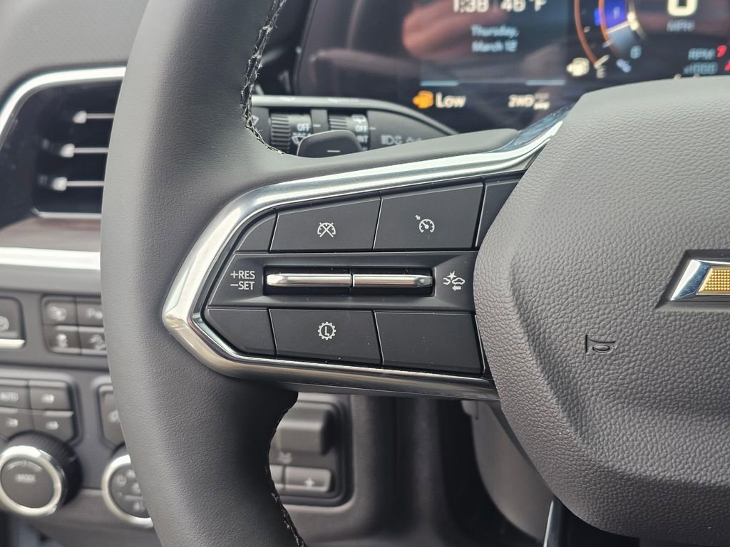 New 2026 Chevrolet Suburban Premier image 30