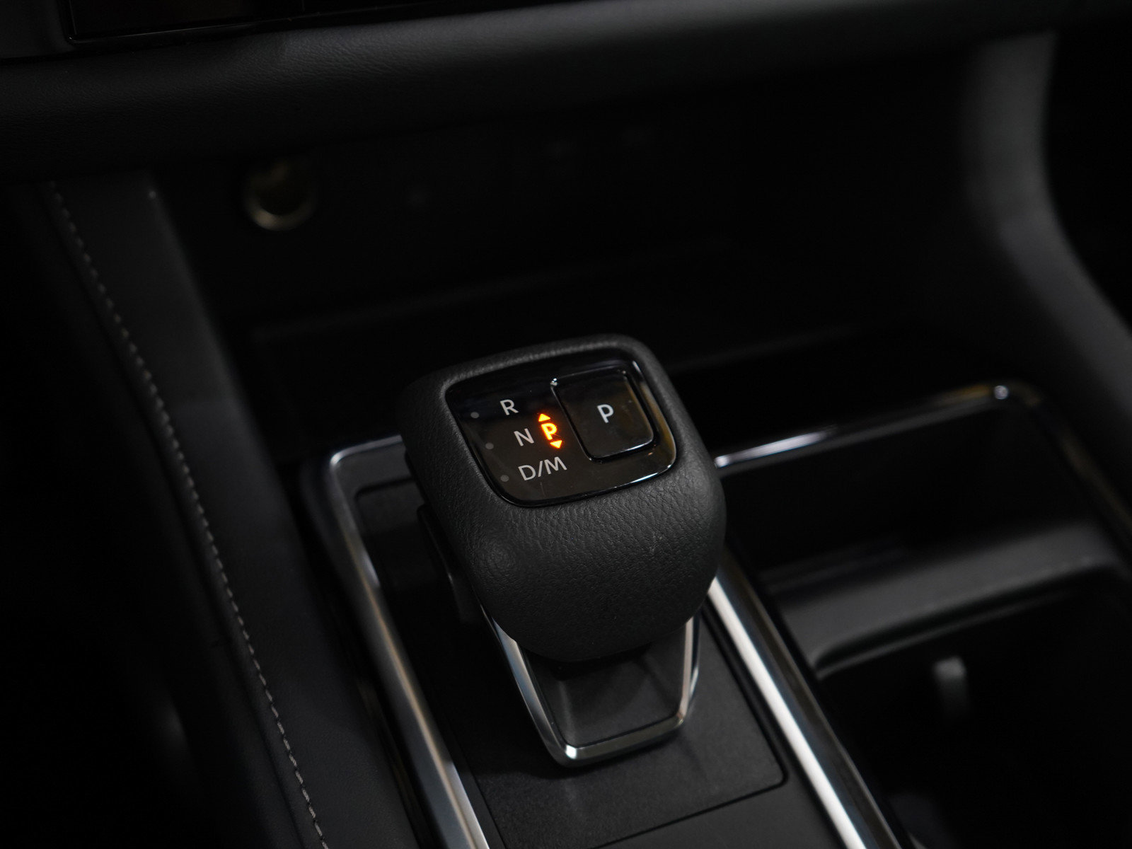 Used 2023 Nissan Pathfinder SL w/ SL Premium Package image 24