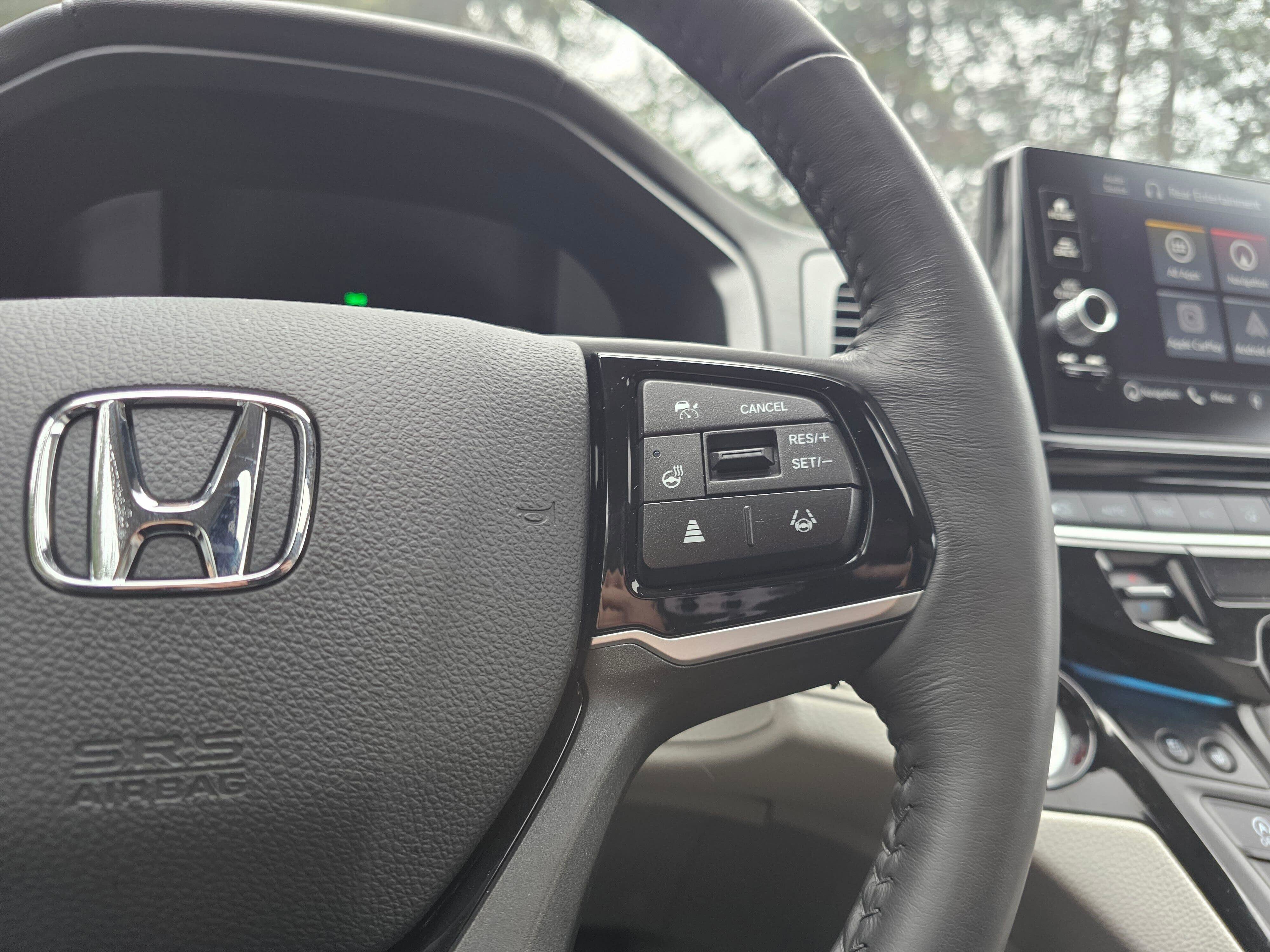 Certified 2025 Honda Odyssey Elite image 32