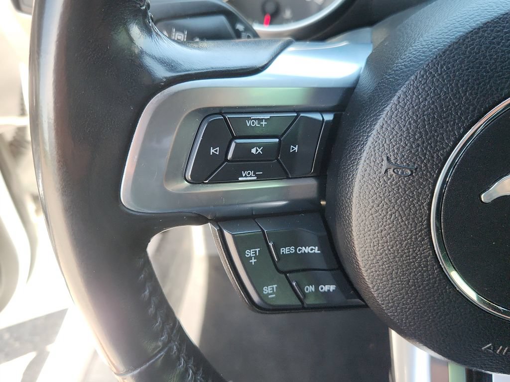 Used 2022 Ford Mustang Premium RWD image 19