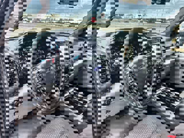 Used 2020 Ford F250 XLT w/ XLT Premium Package image 15