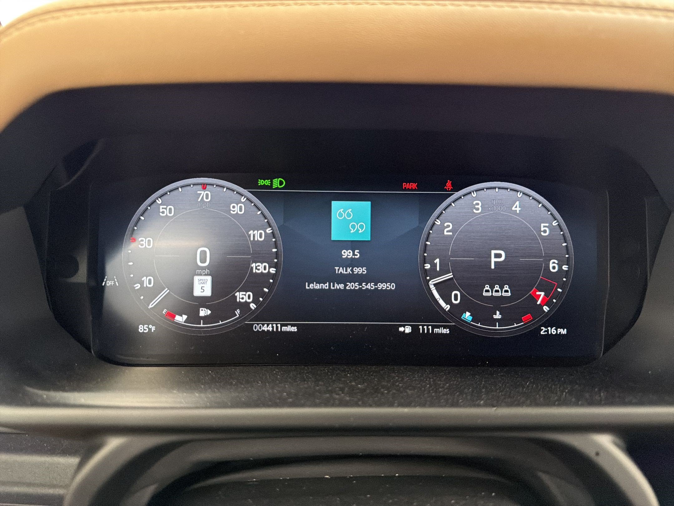New 2026 Land Rover Defender 110 X-Dynamic SE AWD/4WD image 18
