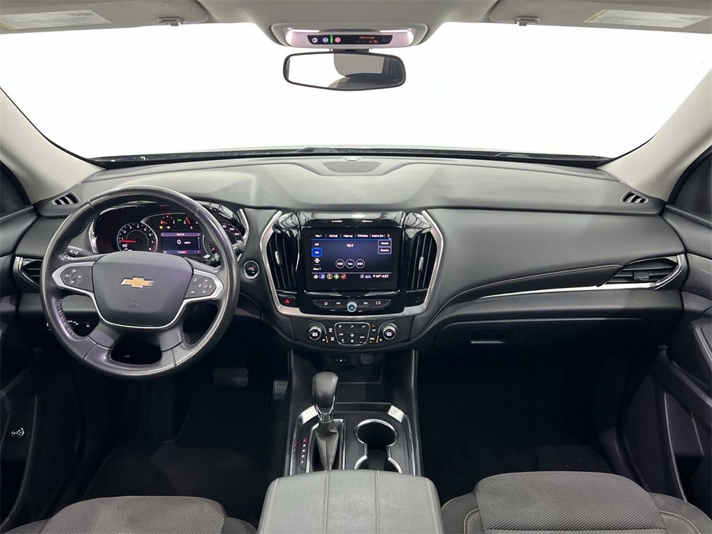 Used 2021 Chevrolet Traverse LT image 18