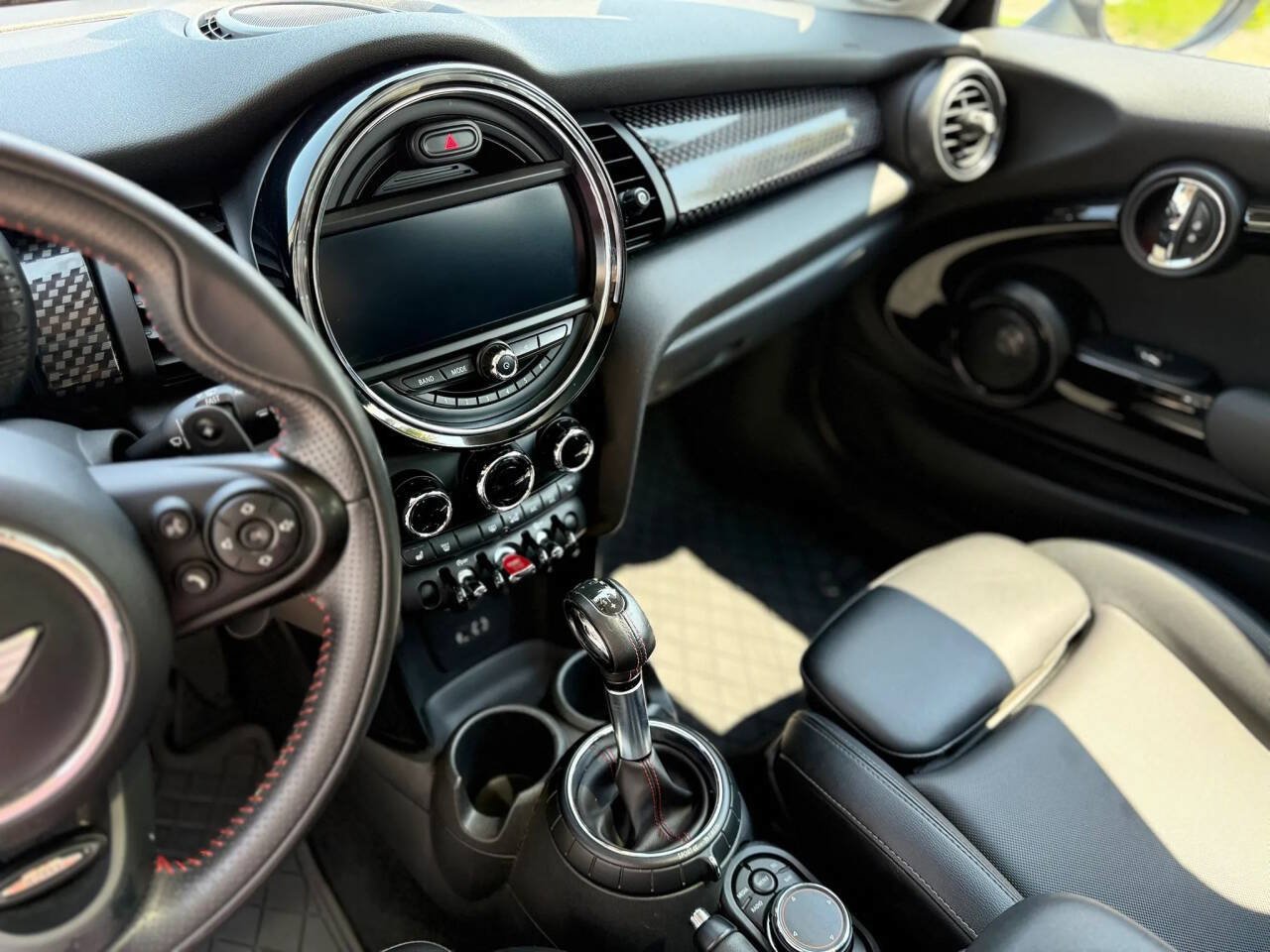 Used 2016 MINI Cooper S FWD image 17