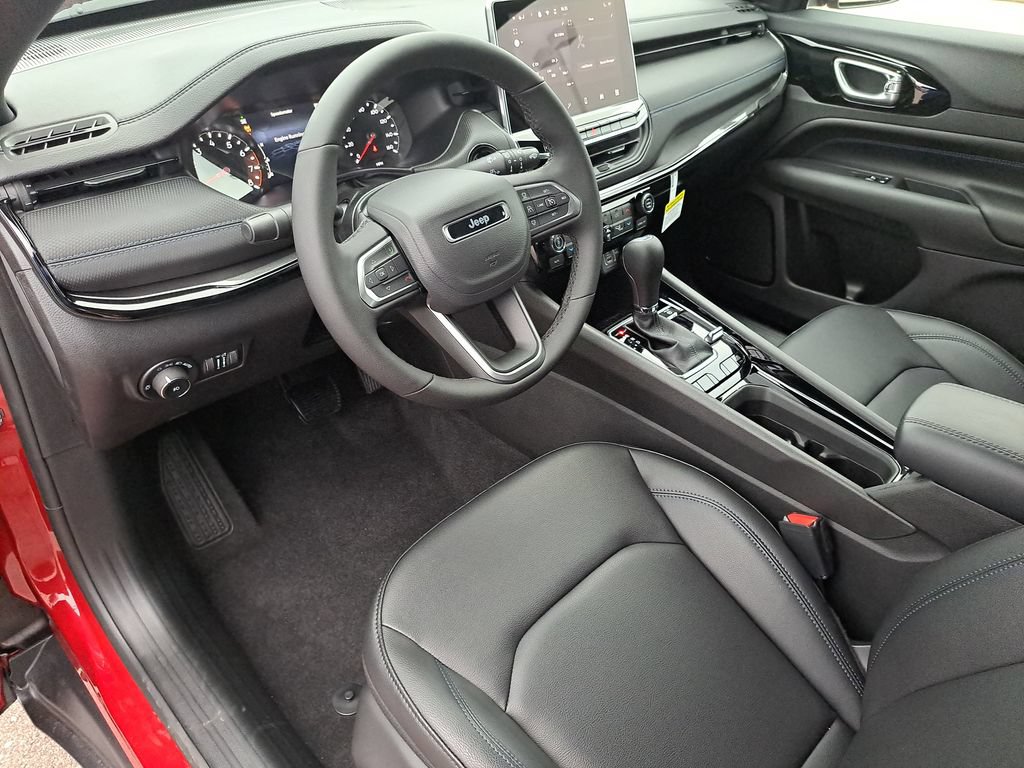 New 2026 Jeep Compass Limited AWD/4WD image 18