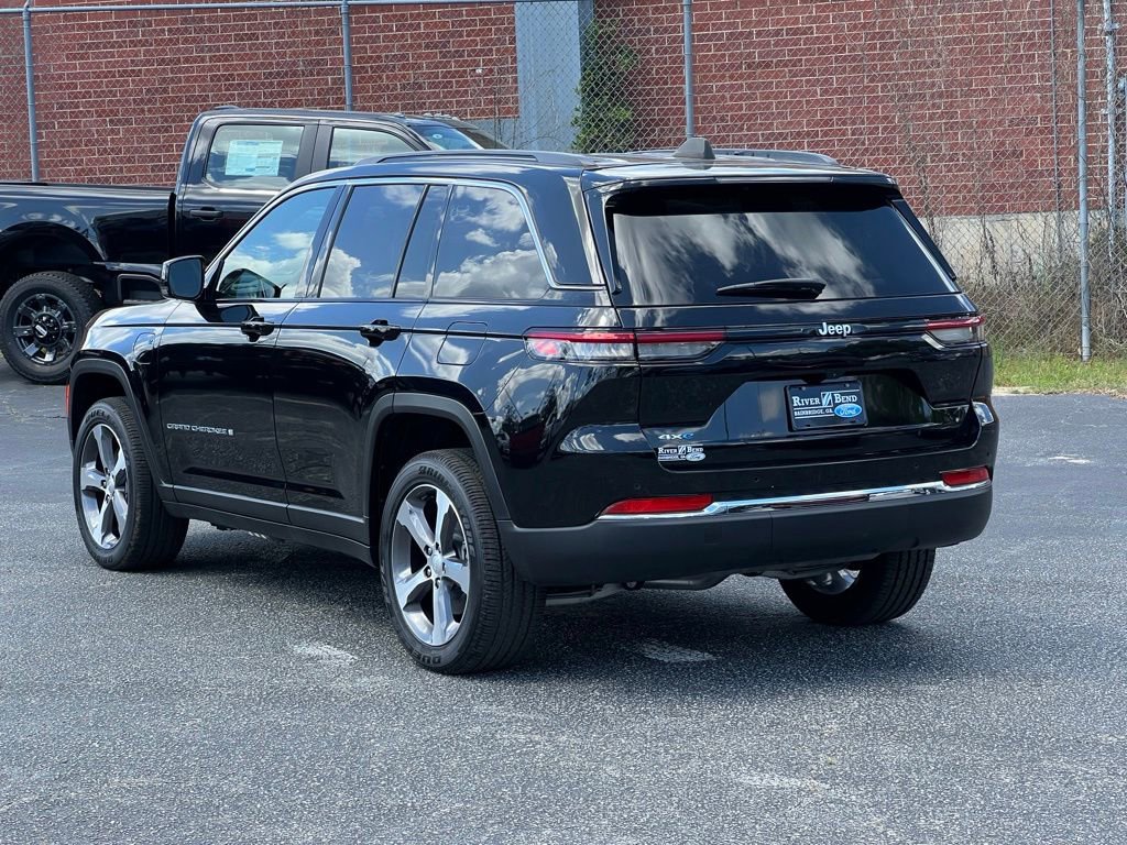 Used 2024 Jeep Grand Cherokee Limited 4xe image 3