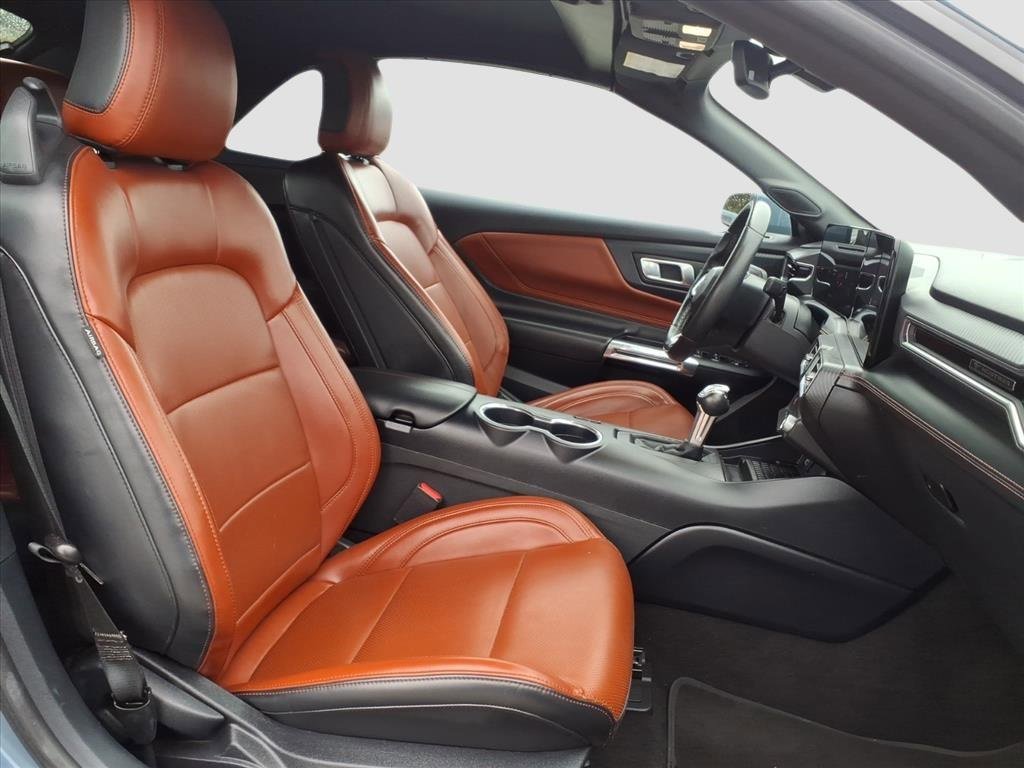 Used 2024 Ford Mustang Premium image 12