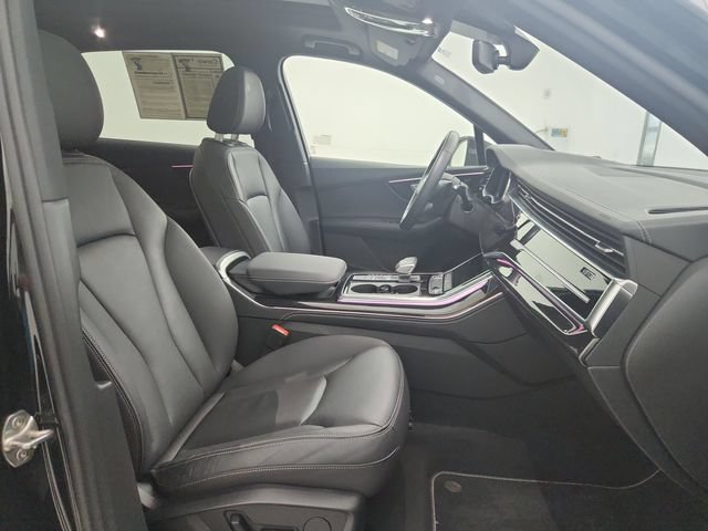 Used 2025 Audi Q7 3.0T Premium Plus AWD/4WD image 37
