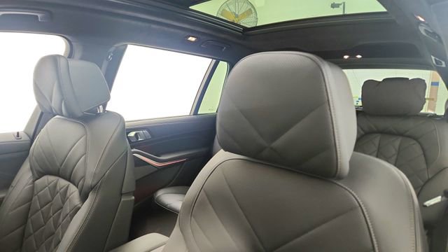 Used 2024 BMW X7 xDrive40i w/ M Sport Package image 38