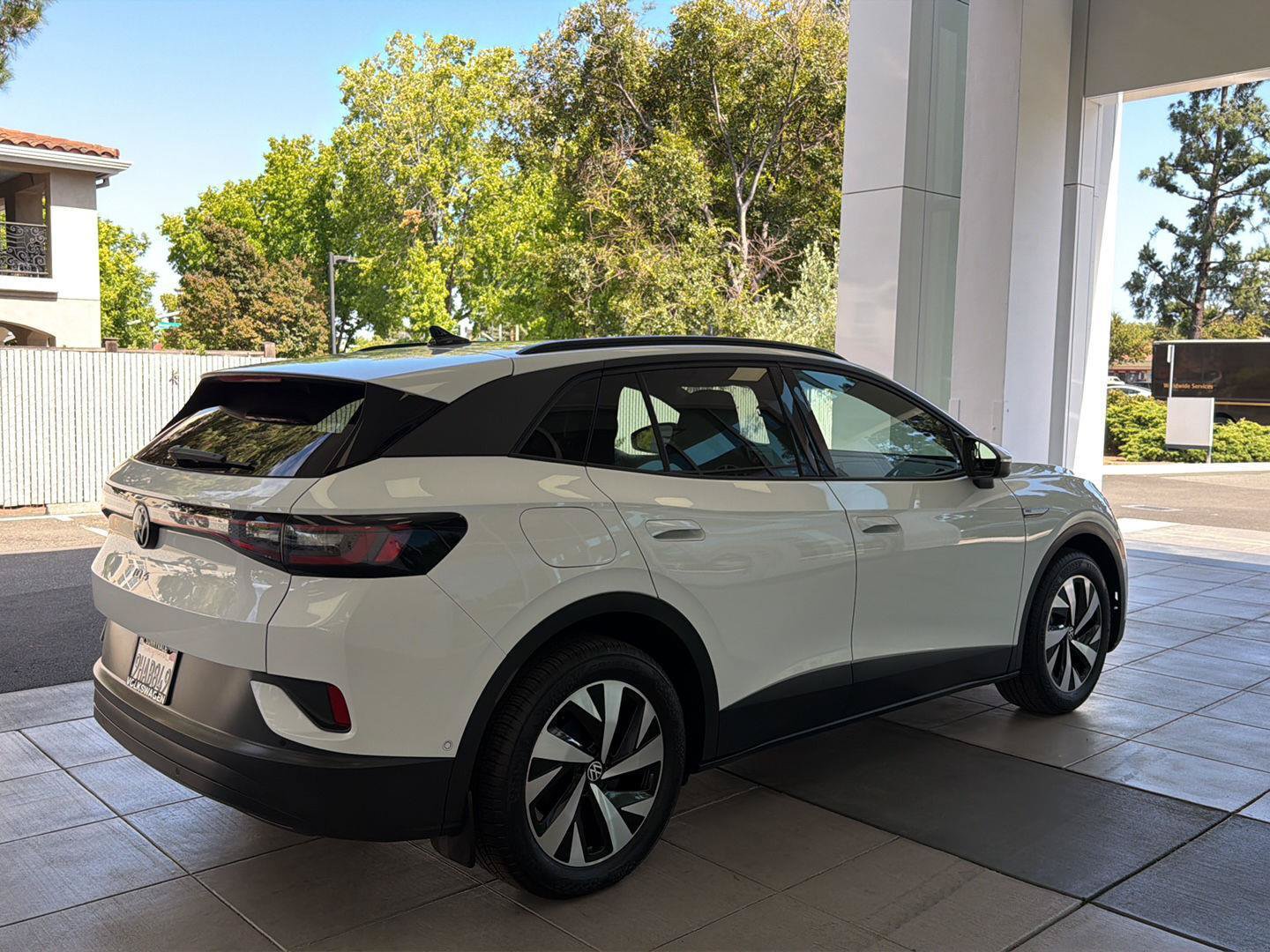 Certified 2023 Volkswagen ID.4 Pro RWD image 5
