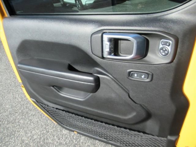 Used 2021 Jeep Gladiator Sport image 27