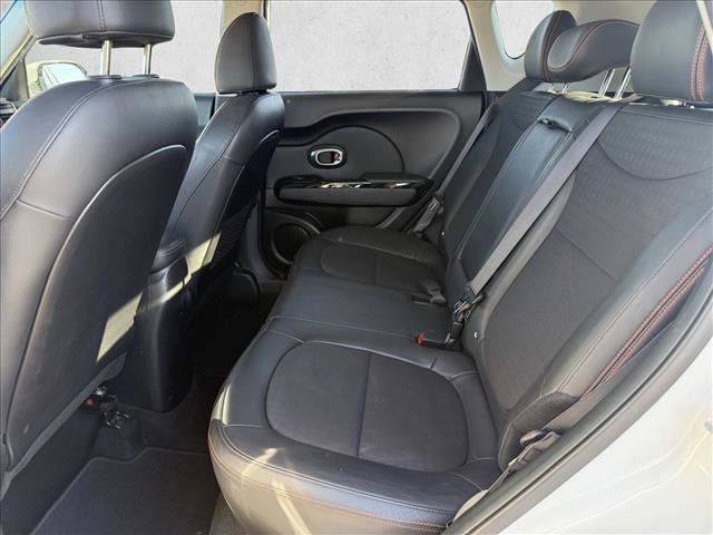 Used 2018 Kia Soul ! image 21