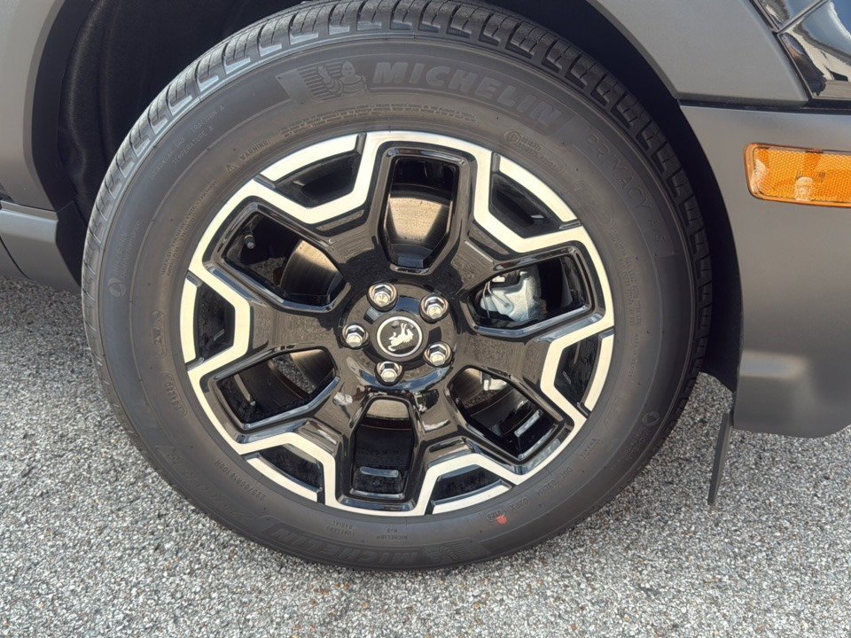 New 2025 Ford Bronco Sport Outer Banks w/ Outer Banks Tech Package+ image 11