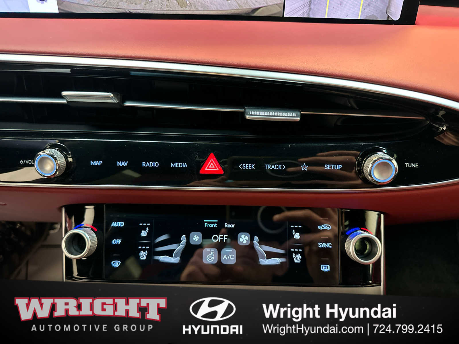 Certified 2026 Genesis GV70 3.5T Sport Advanced image 27