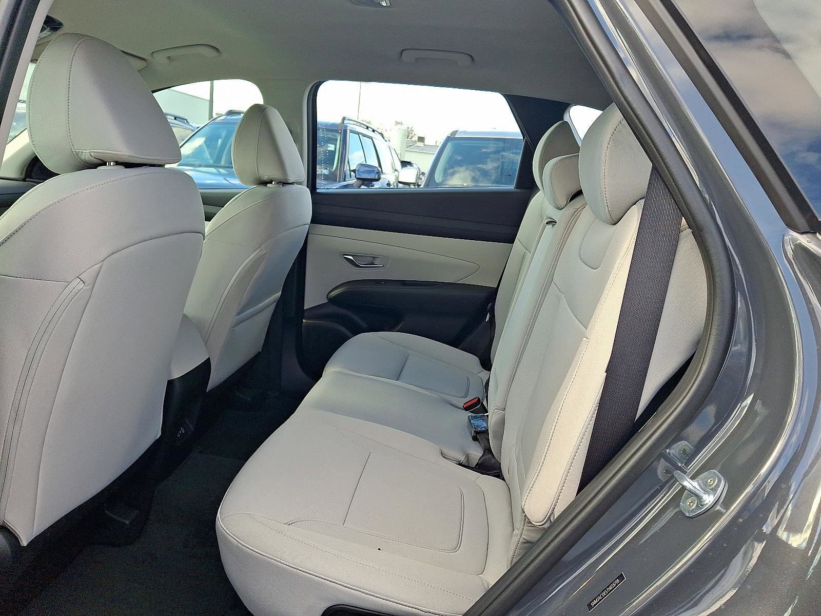 New 2026 Hyundai Tucson SE image 6