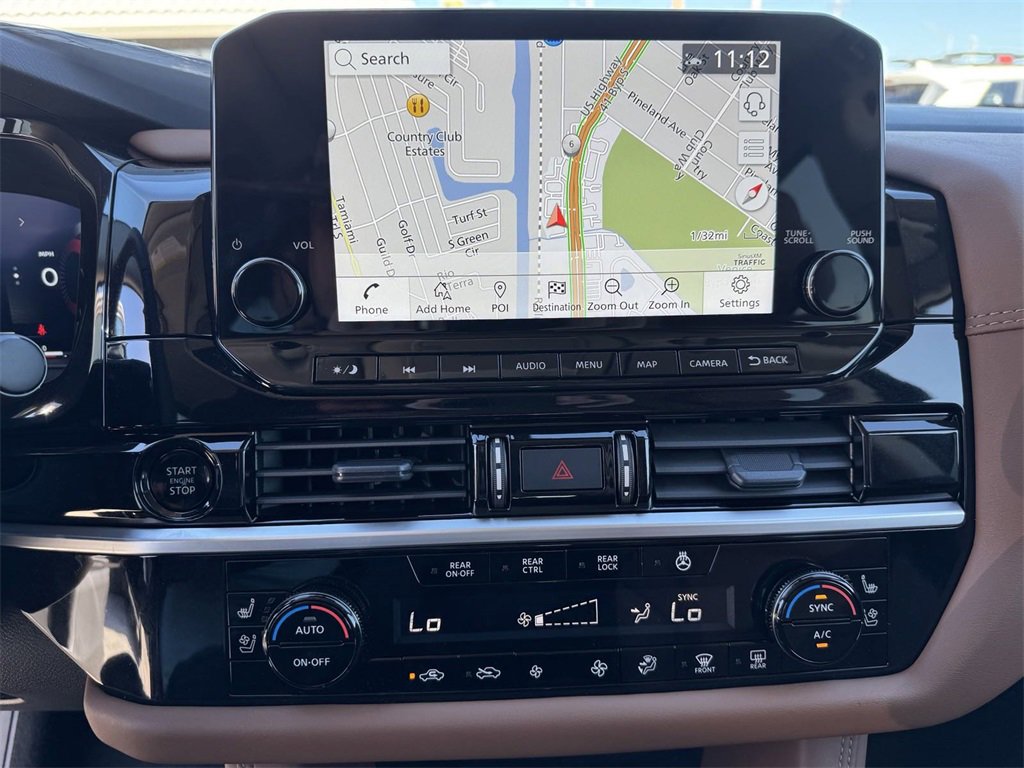 New 2025 Nissan Pathfinder Platinum w/ Black Appearance Package image 23