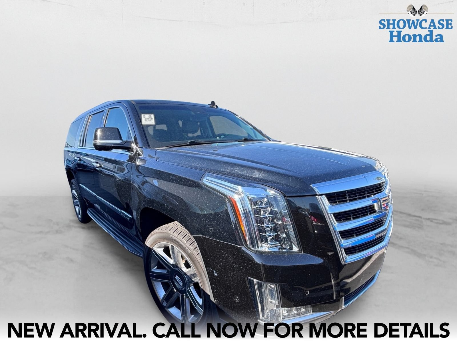 Used 2018 Cadillac Escalade ESV Luxury AWD/4WD image 6
