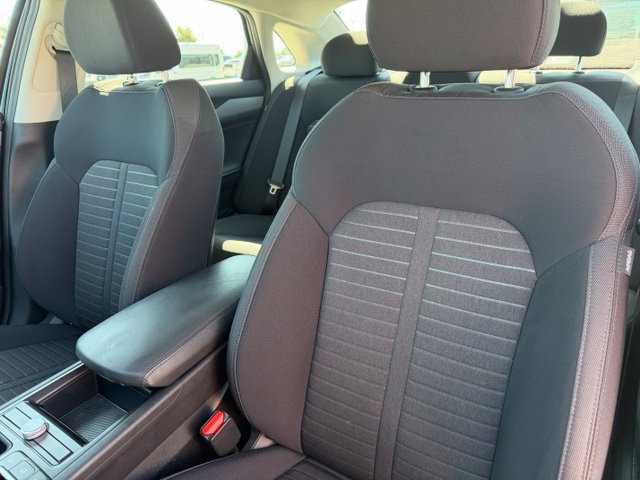 Used 2025 Kia K5 LXS FWD image 11