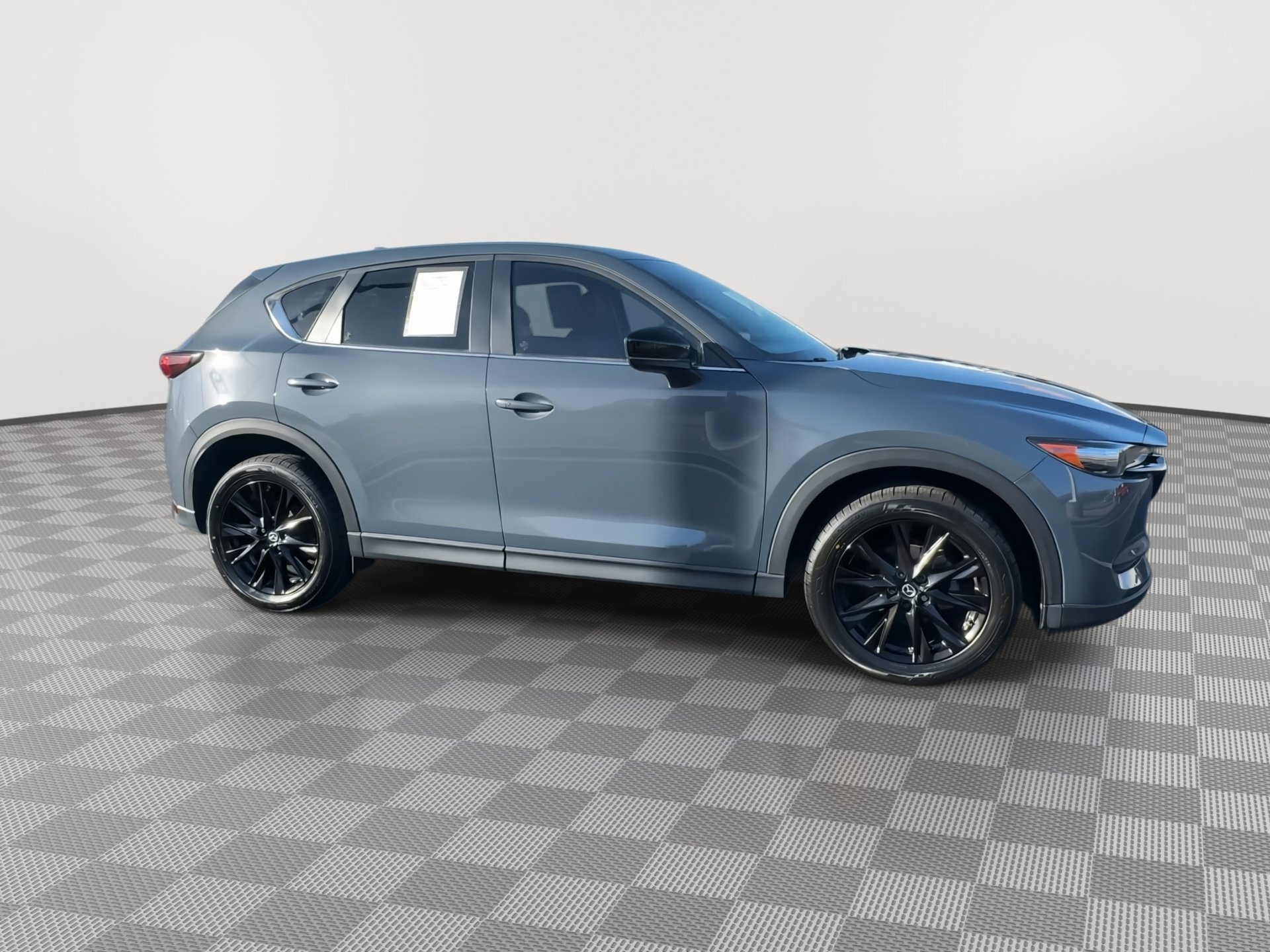 Used 2021 MAZDA CX-5 Carbon Edition image 2