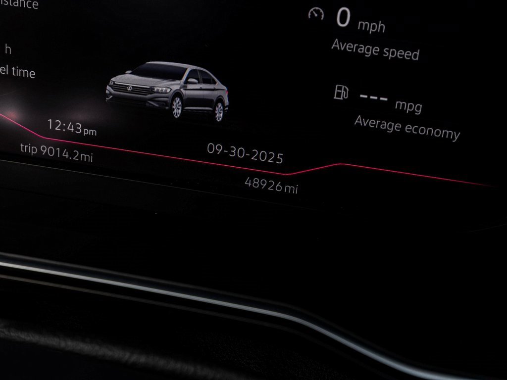 Used 2022 Volkswagen Jetta SEL image 17