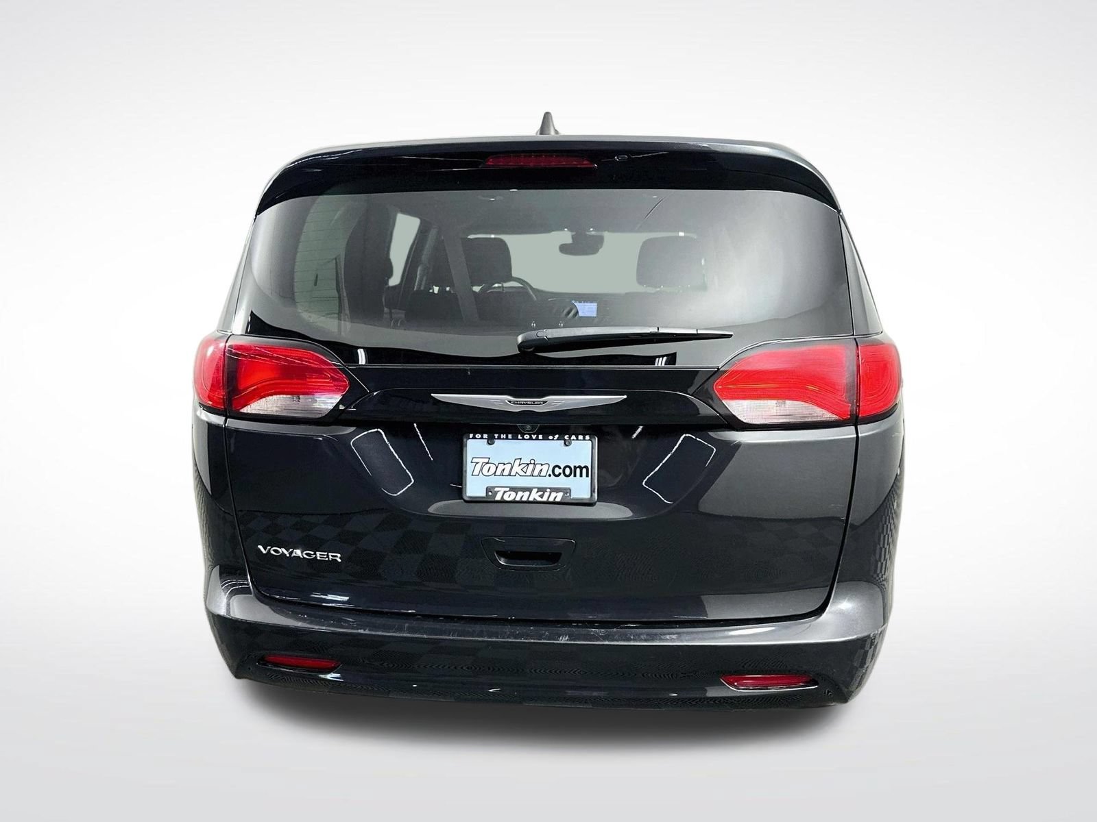 Used 2023 Chrysler Voyager LX FWD image 7