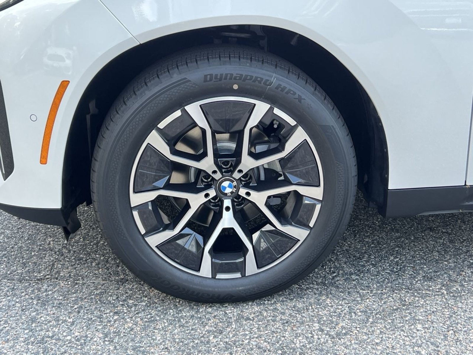 New 2026 BMW X3 xDrive30i w/ Premium Package AWD/4WD image 9