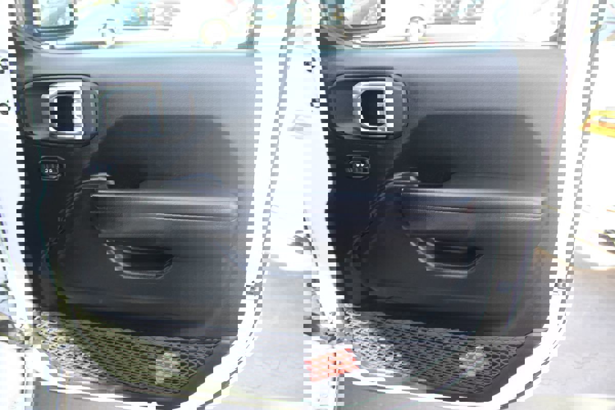 Used 2021 Jeep Wrangler Unlimited Rubicon image 23