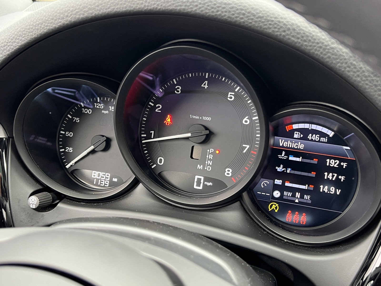 Certified 2025 Porsche Macan image 24