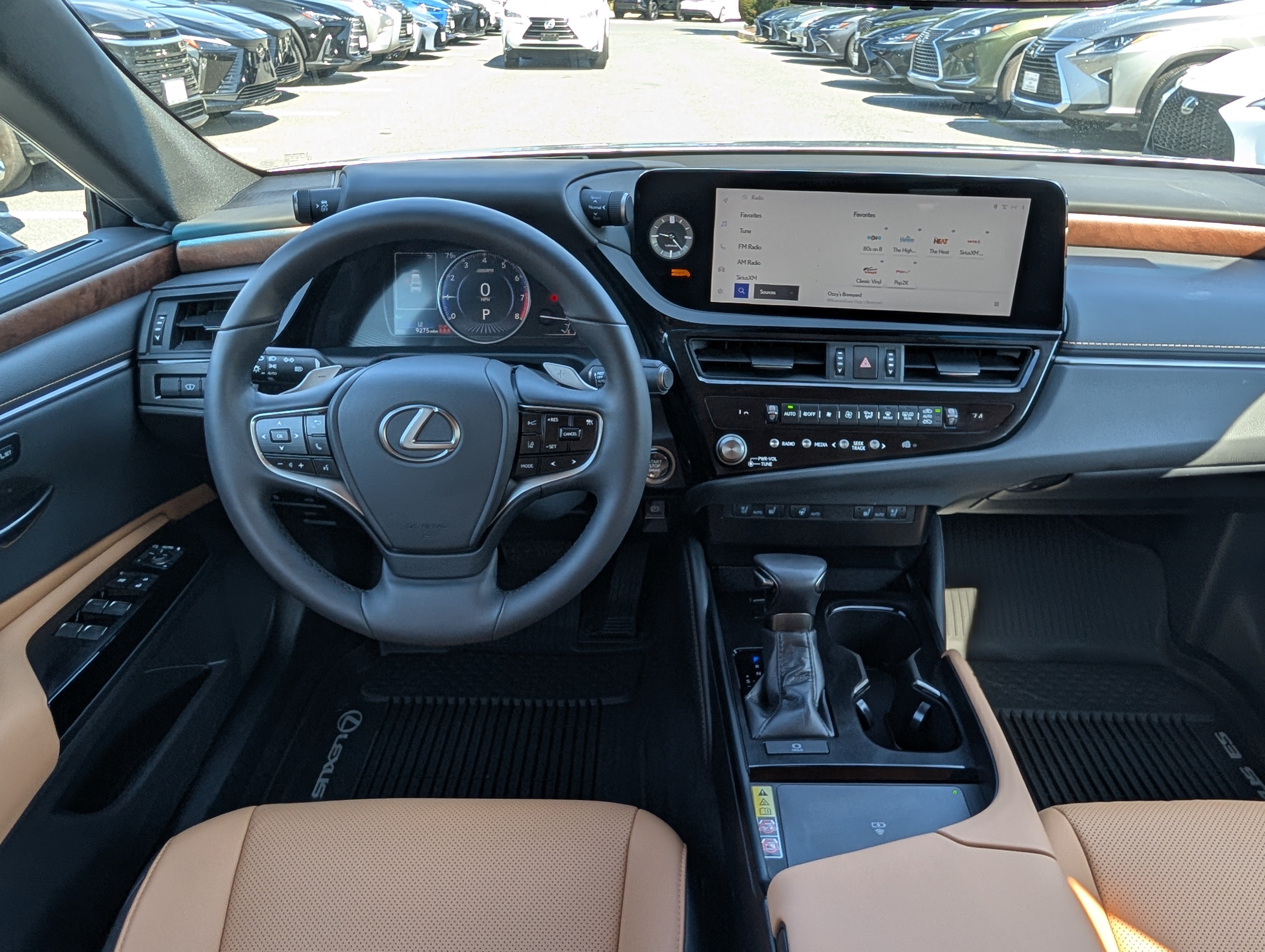 Certified 2024 Lexus ES 350 w/ Premium Package FWD image 17
