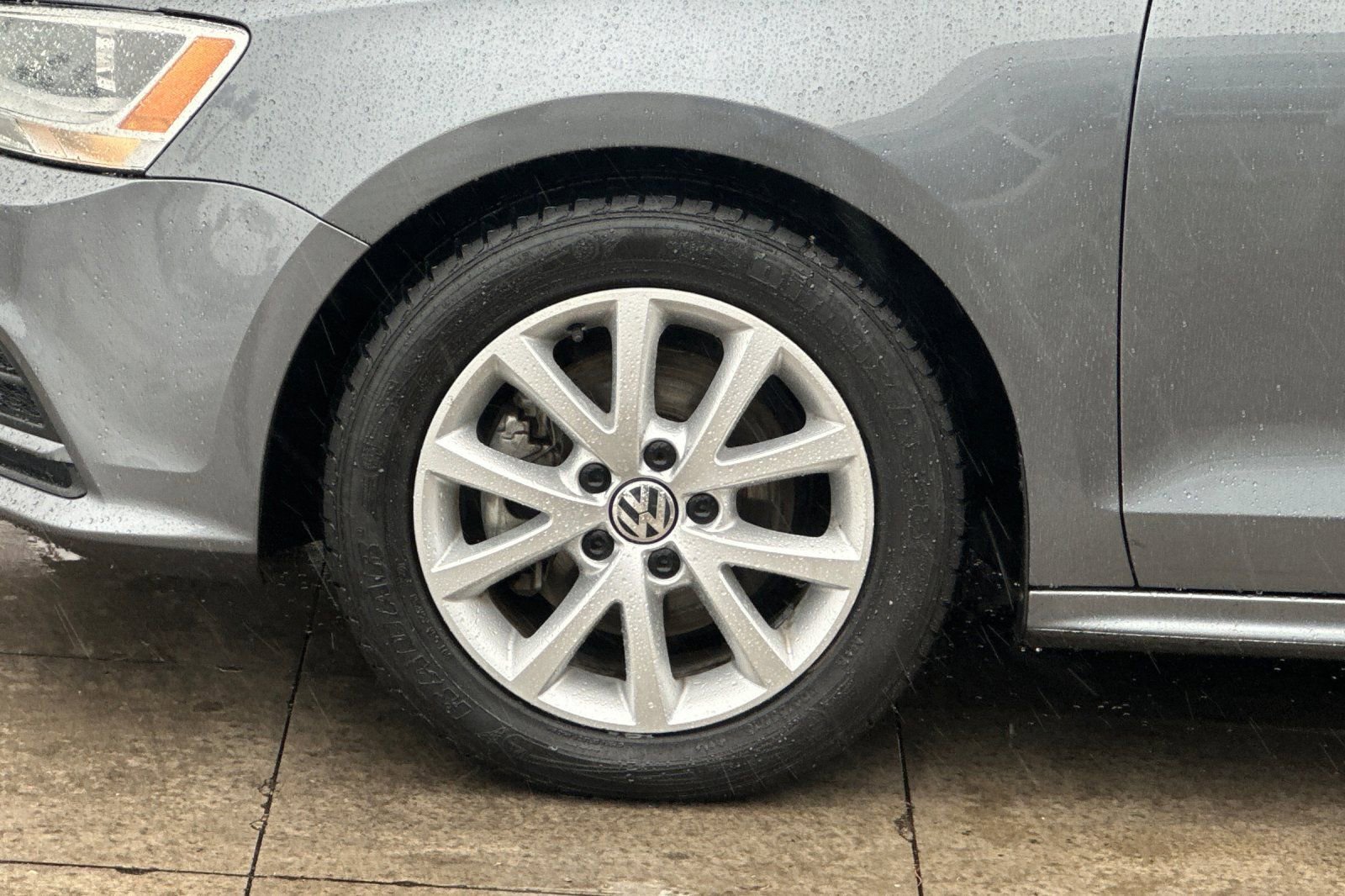 Used 2015 Volkswagen Jetta SE image 24