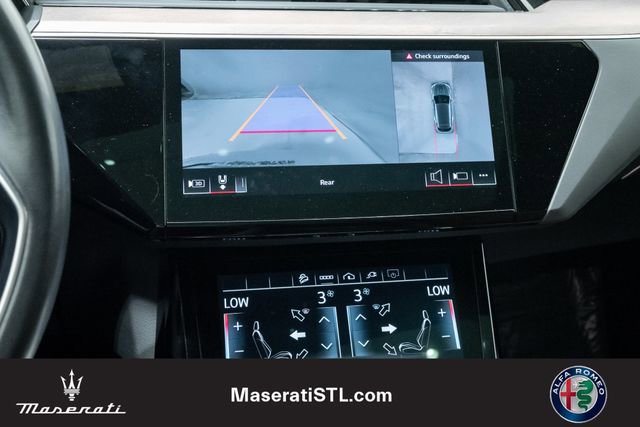 Used 2024 Audi Q8 e-tron Premium Plus image 13