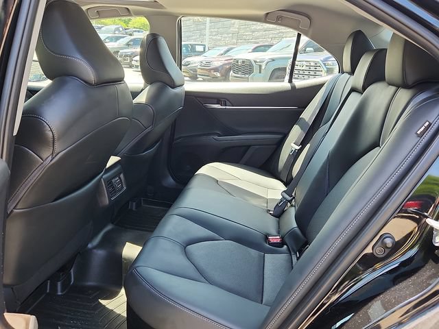 Used 2022 Toyota Camry XSE FWD image 10