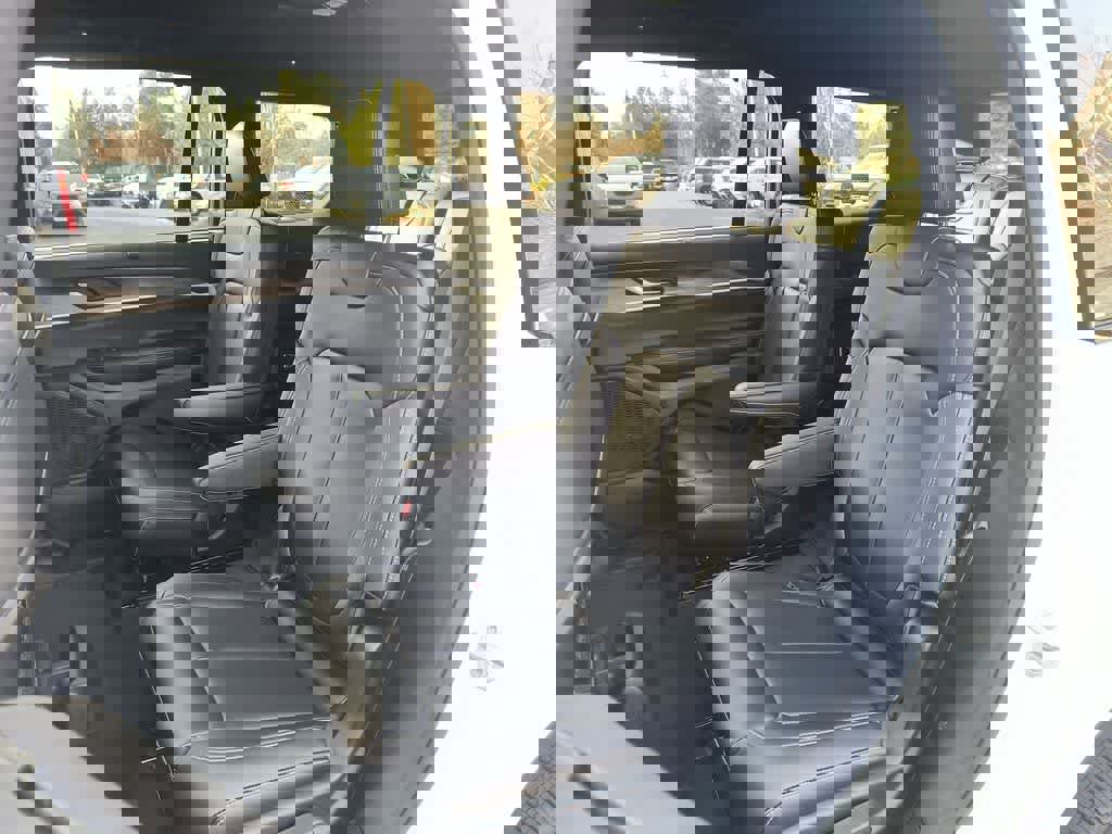 New 2025 Jeep Grand Cherokee L Limited w/ Luxury Tech Group II image 23