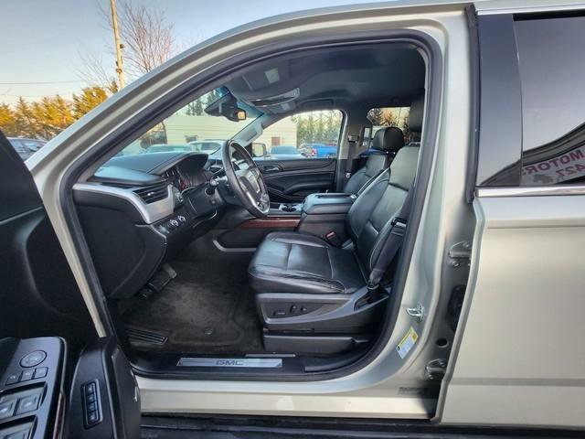 Used 2016 GMC Yukon SLT AWD/4WD image 10