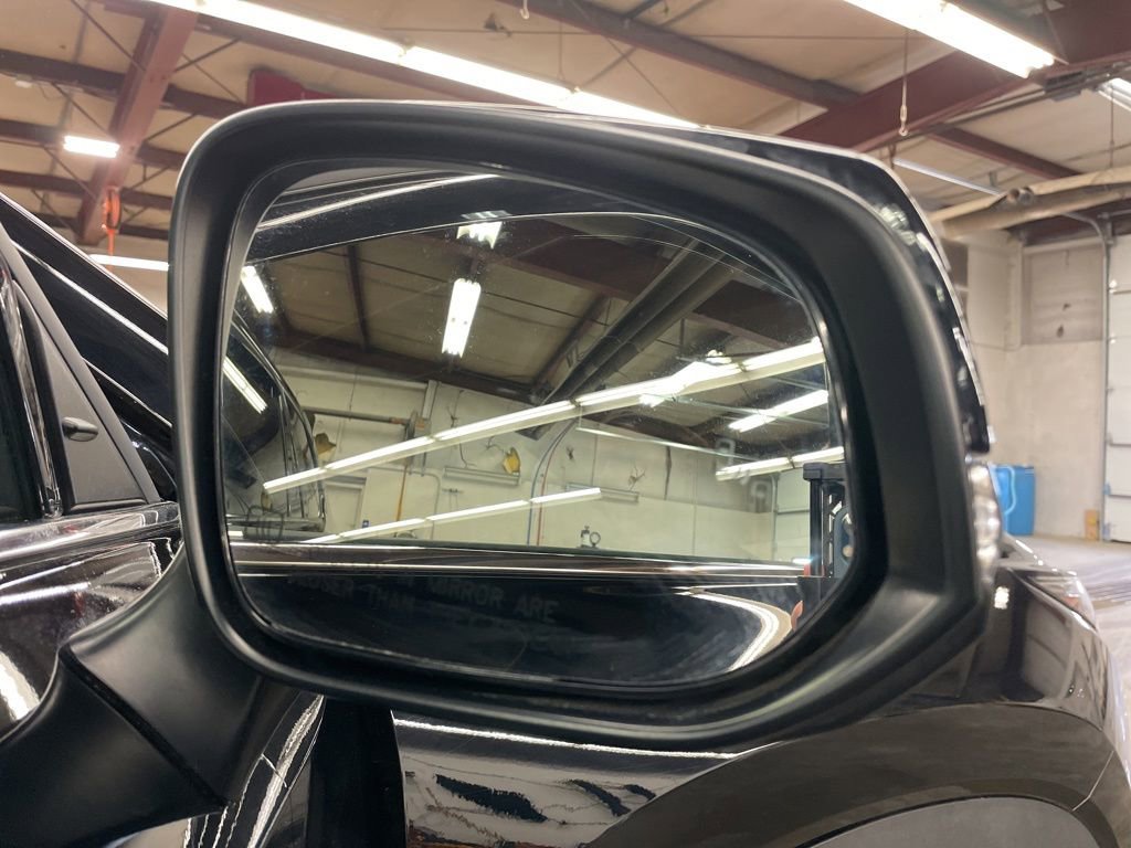 Used 2025 Toyota Grand Highlander AWD Hybrid image 32